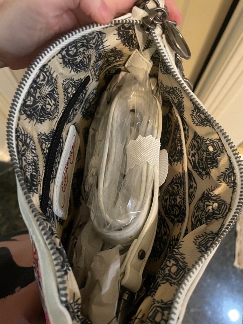 Ed Hardy Straw Hobo Bag (with crossbody strap) - Picture 7 of 9